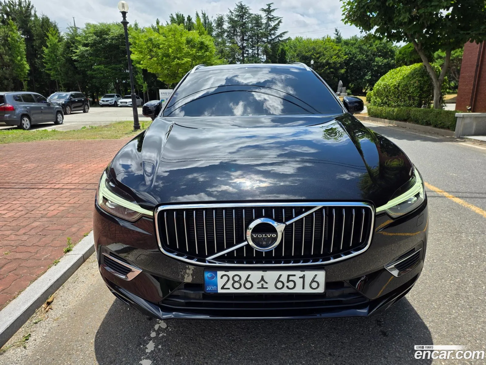 Volvo XC60 2021 — 2