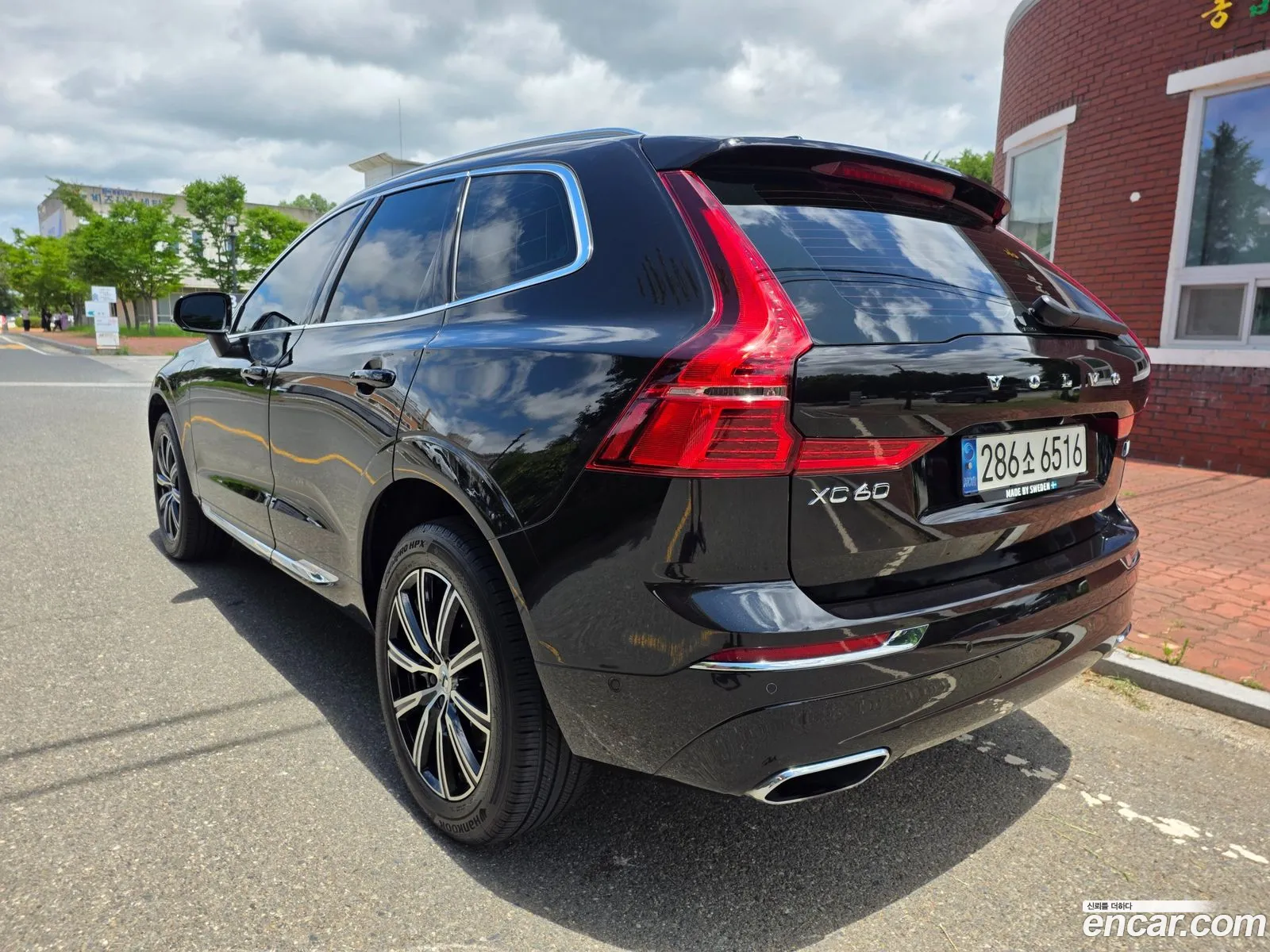 Volvo XC60 2021 — 16