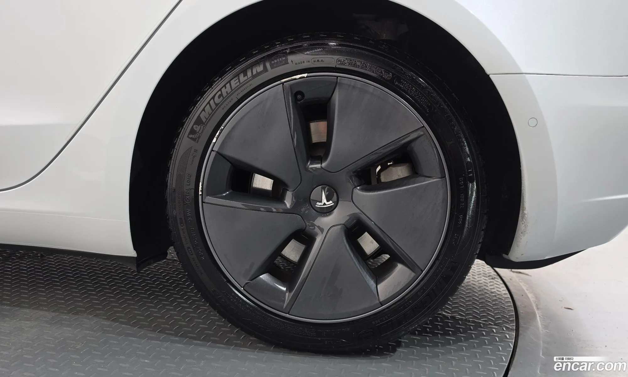 Tesla Model 3 2021 5YJ3E1EB161616611 — 31