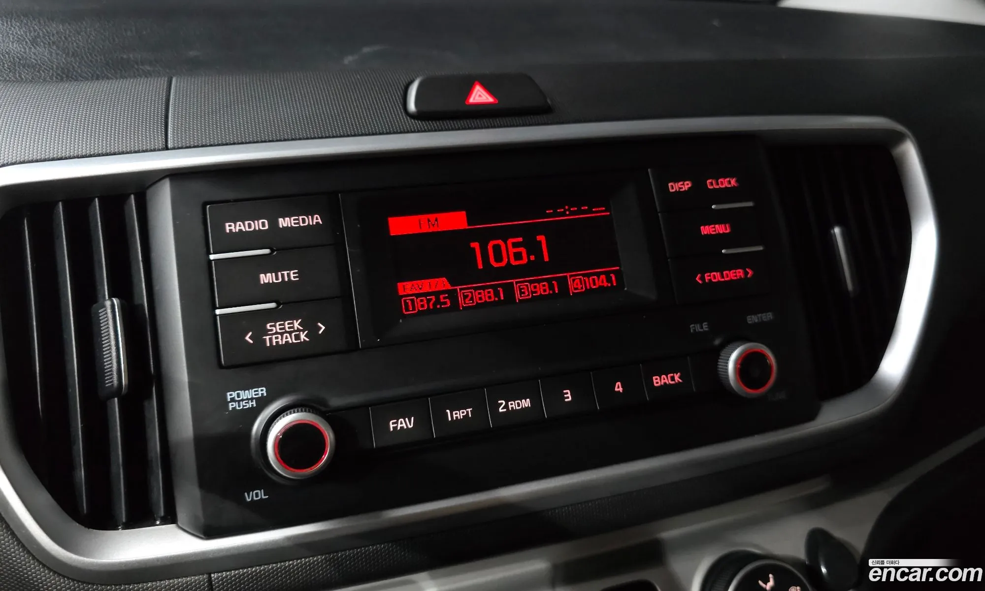Kia Ray 2022 KNACF911BNT293001 — 11