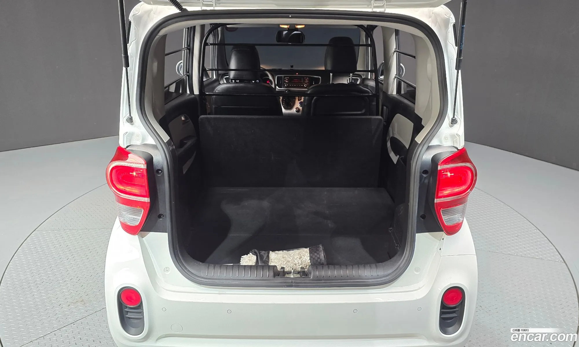 Kia Ray 2022 KNACF911BNT293001 — 18
