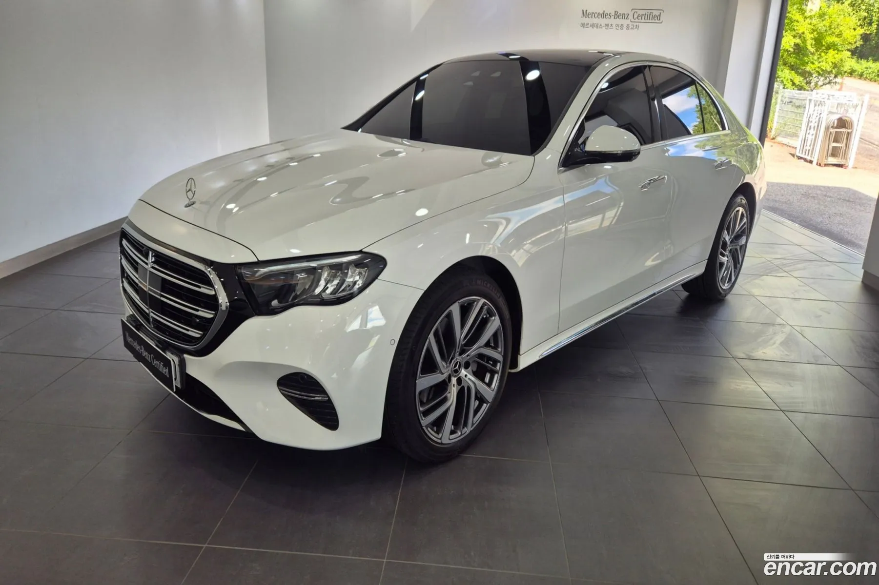 Mercedes-Benz E-Class W214 2024 — 20