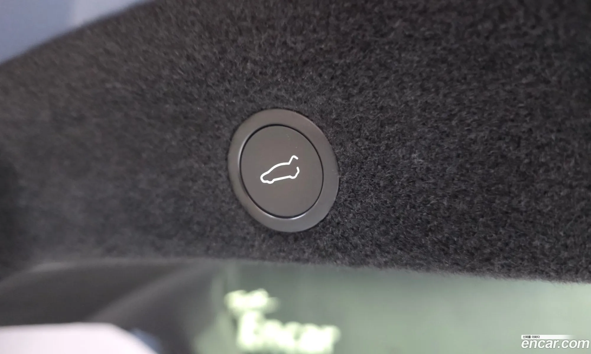 Tesla Model Y 2025 LRWYGCEK1SC055579 — 27