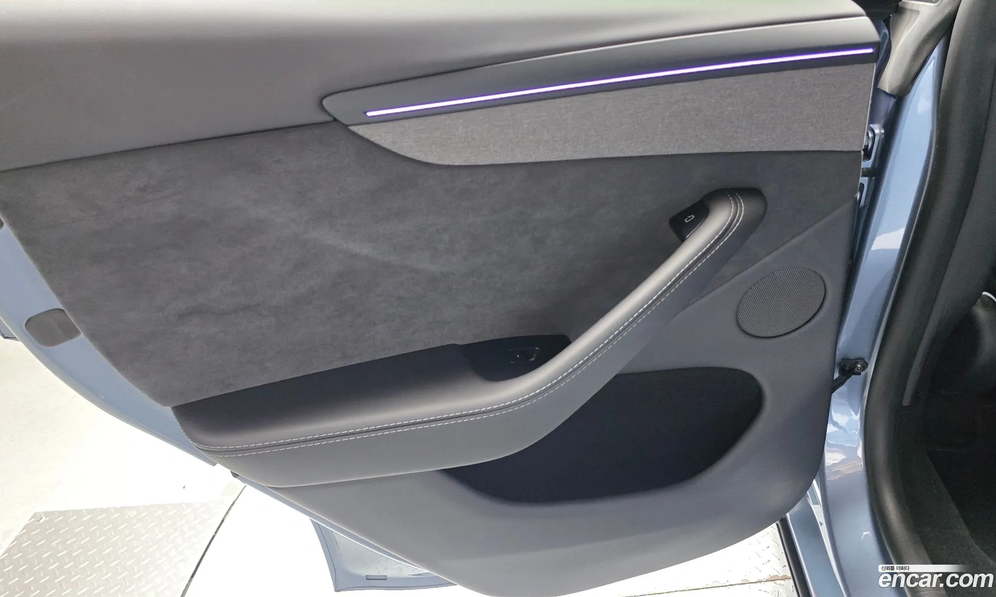 Tesla Model Y 2025 LRWYGCEK1SC055579 — 13