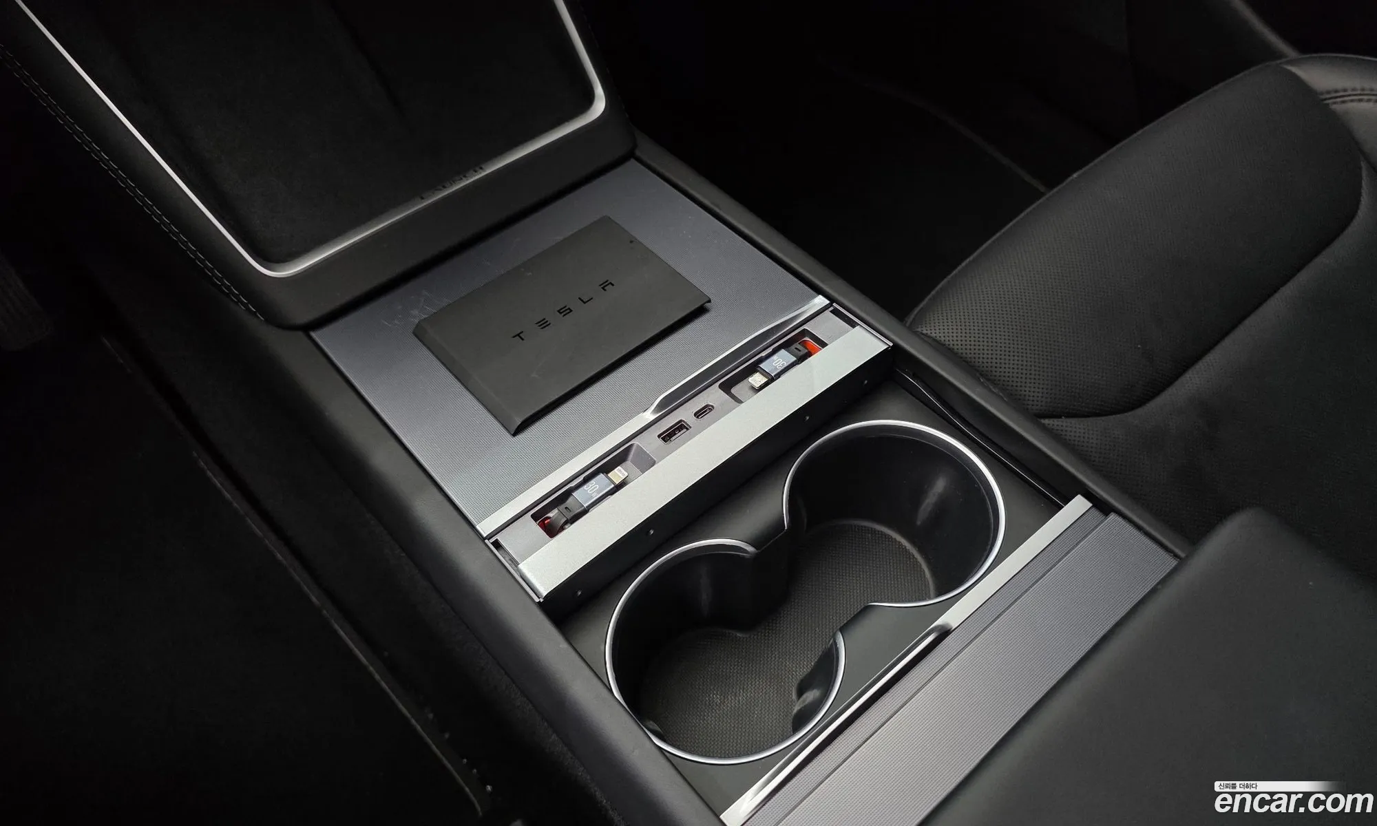 Tesla Model Y 2025 LRWYGCEK1SC055579 — 22