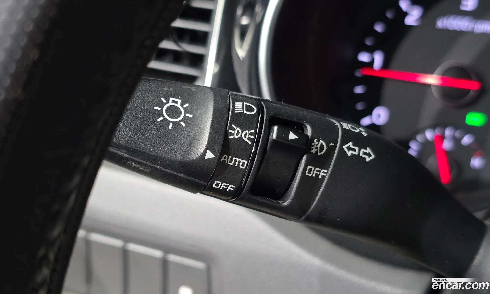 Kia Carnival 2014 KNAMC81ABFS029365 — 9
