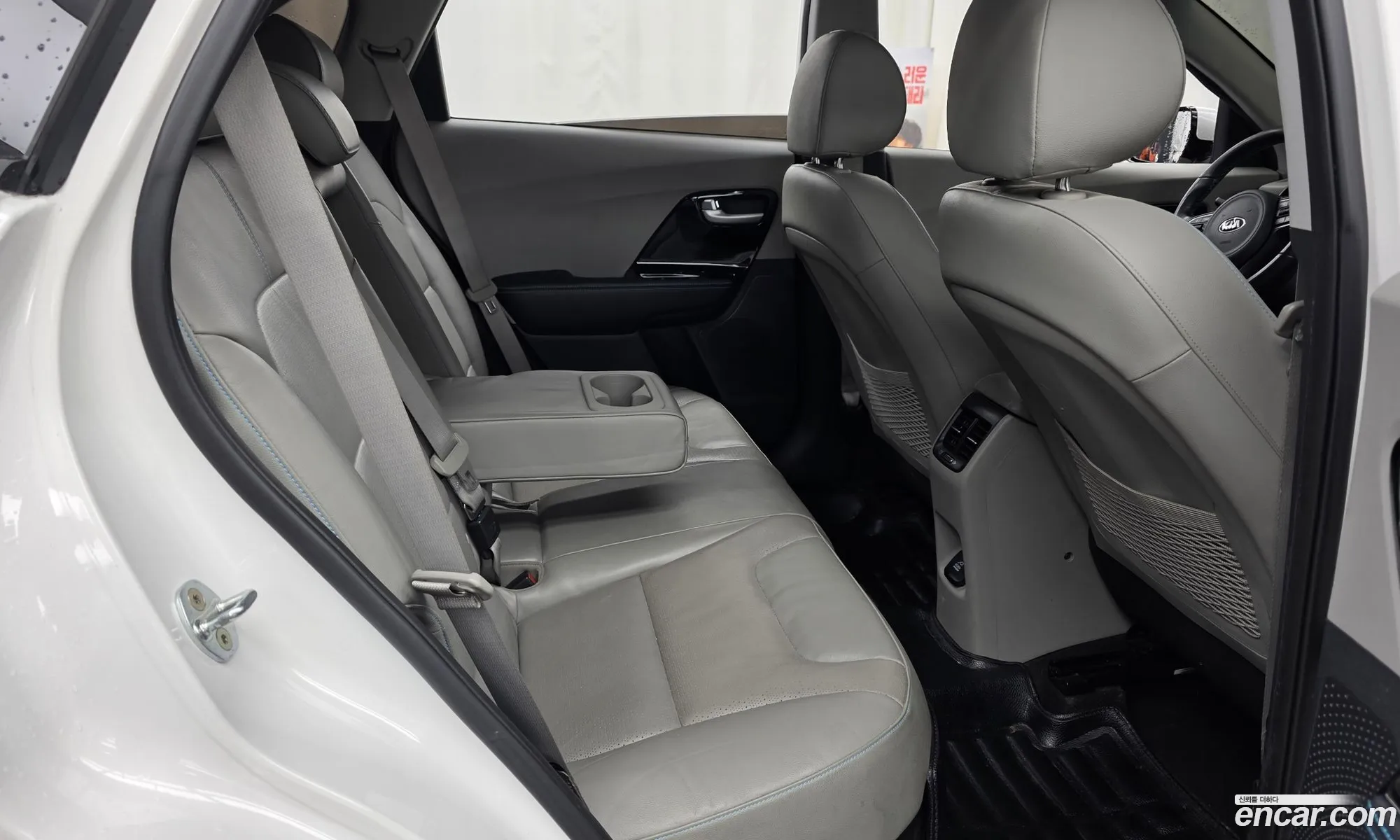 Kia Niro 2016 — 4