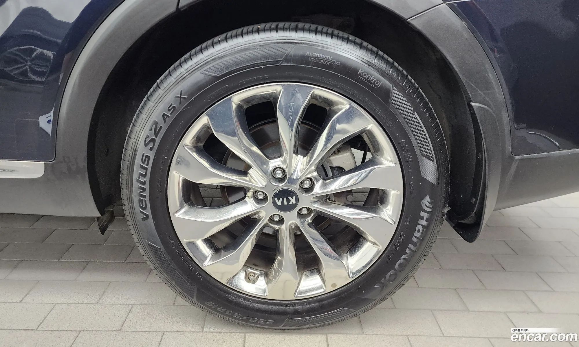 Kia Sorento 2018 KNAPG81BBJA469646 — 7