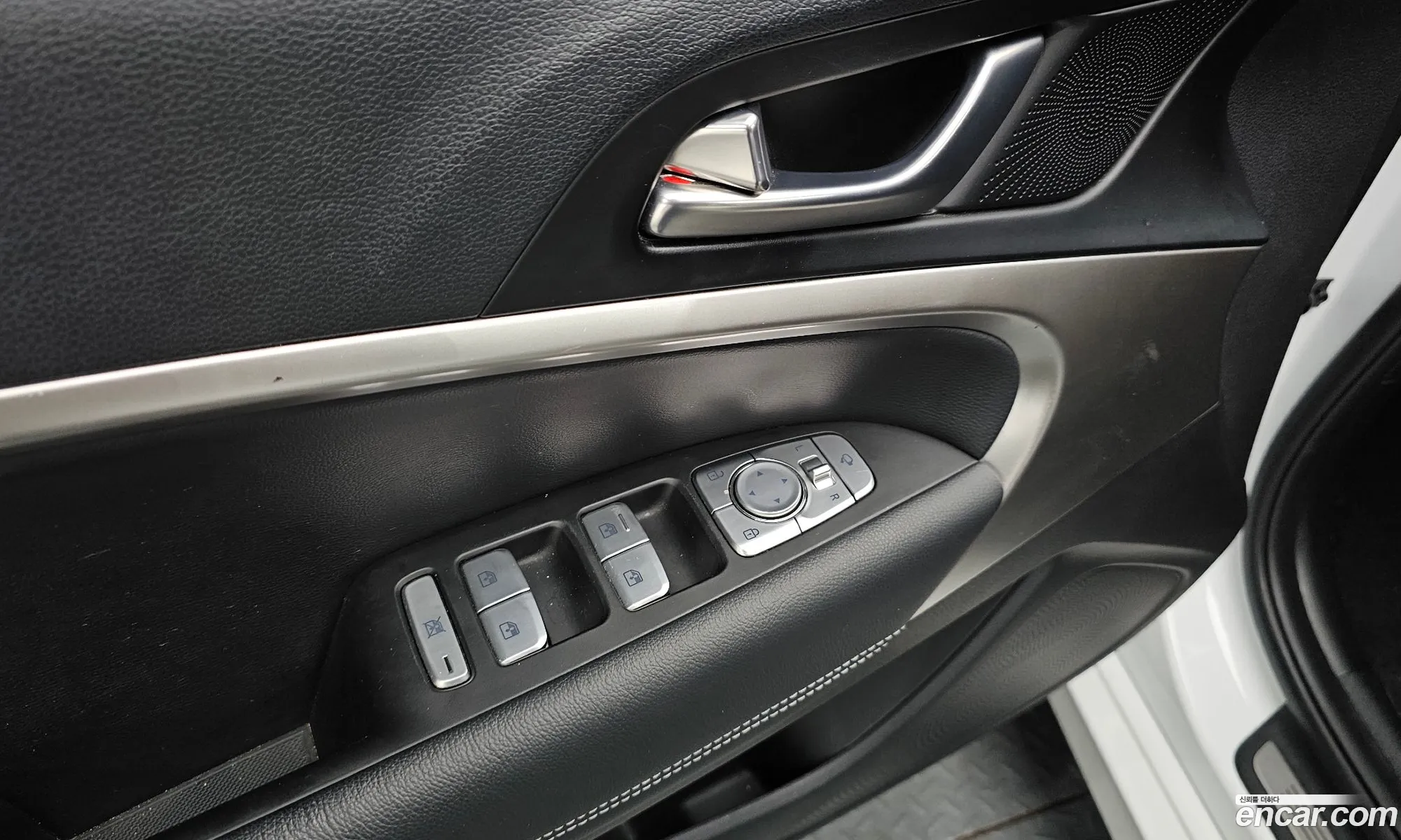 Genesis G70 2020 — 27