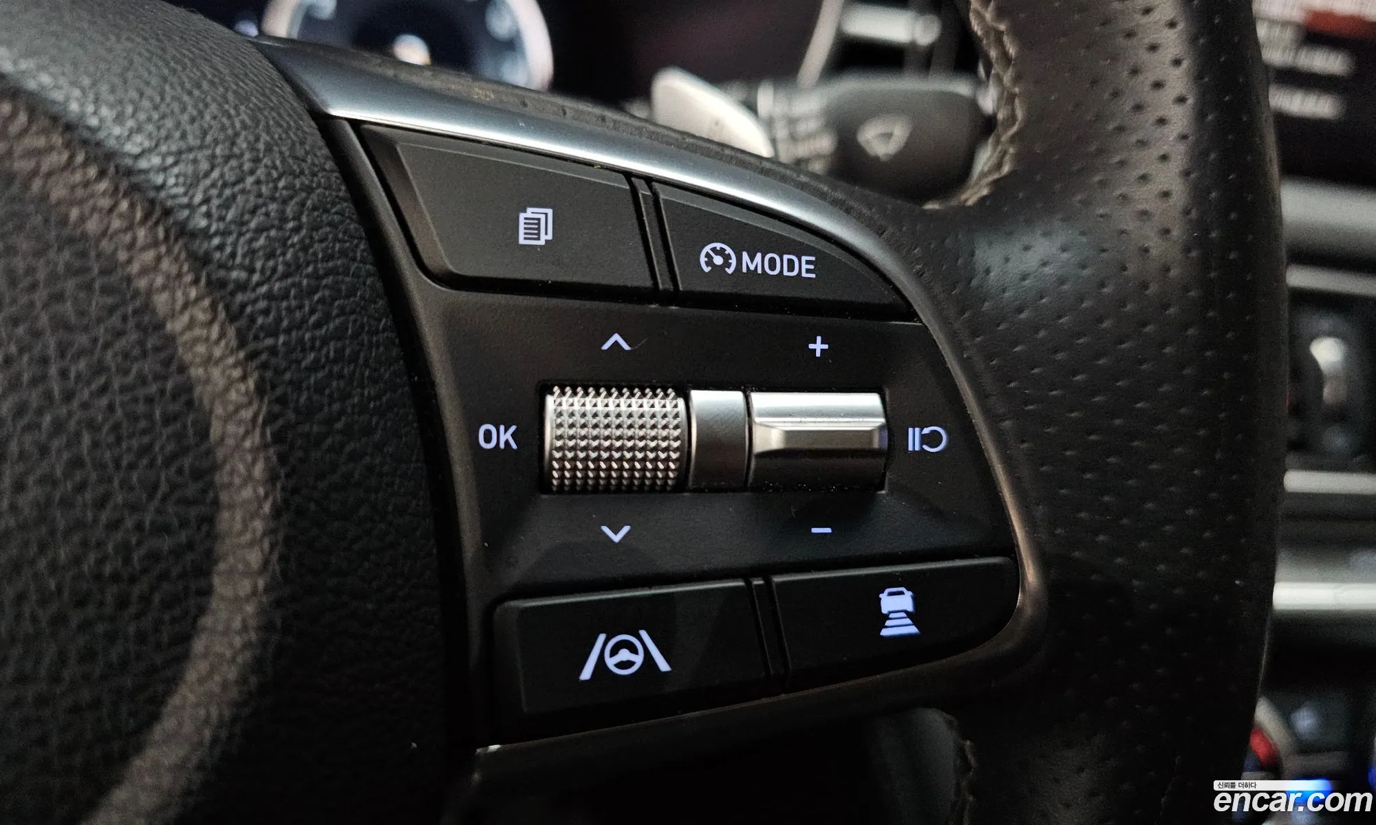 Genesis G70 2020 — 5