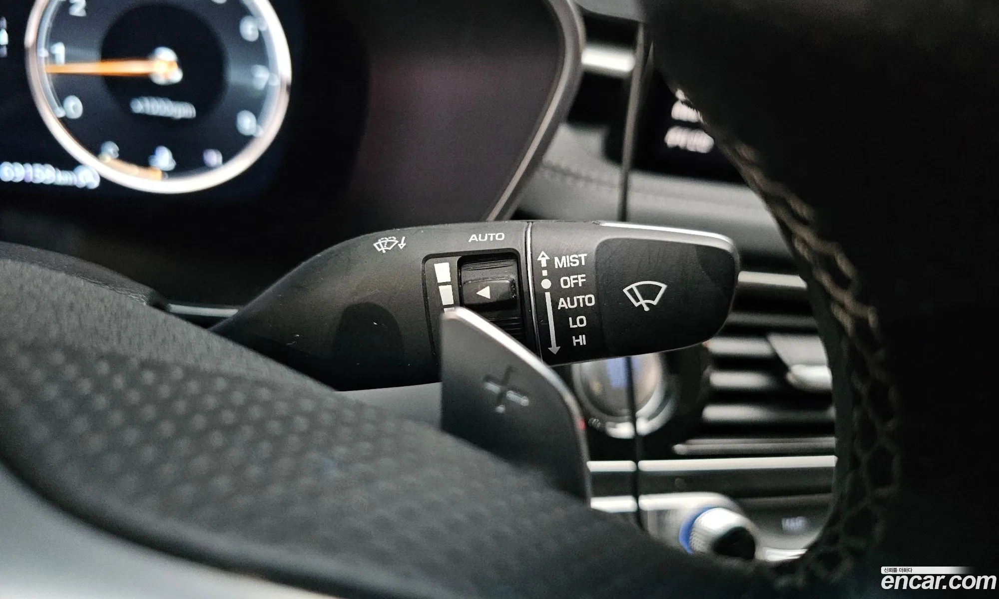 Genesis G70 2020 — 39