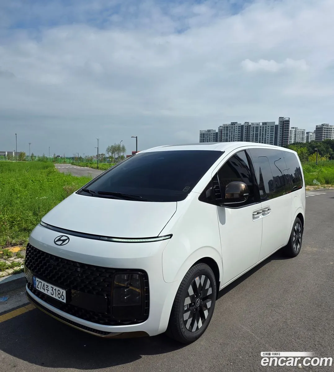 Hyundai Staria 2025 — 14