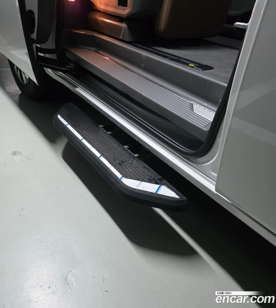 Hyundai Staria 2025 — 13