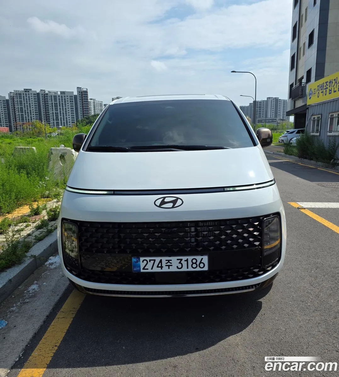 Hyundai Staria 2025 — 8