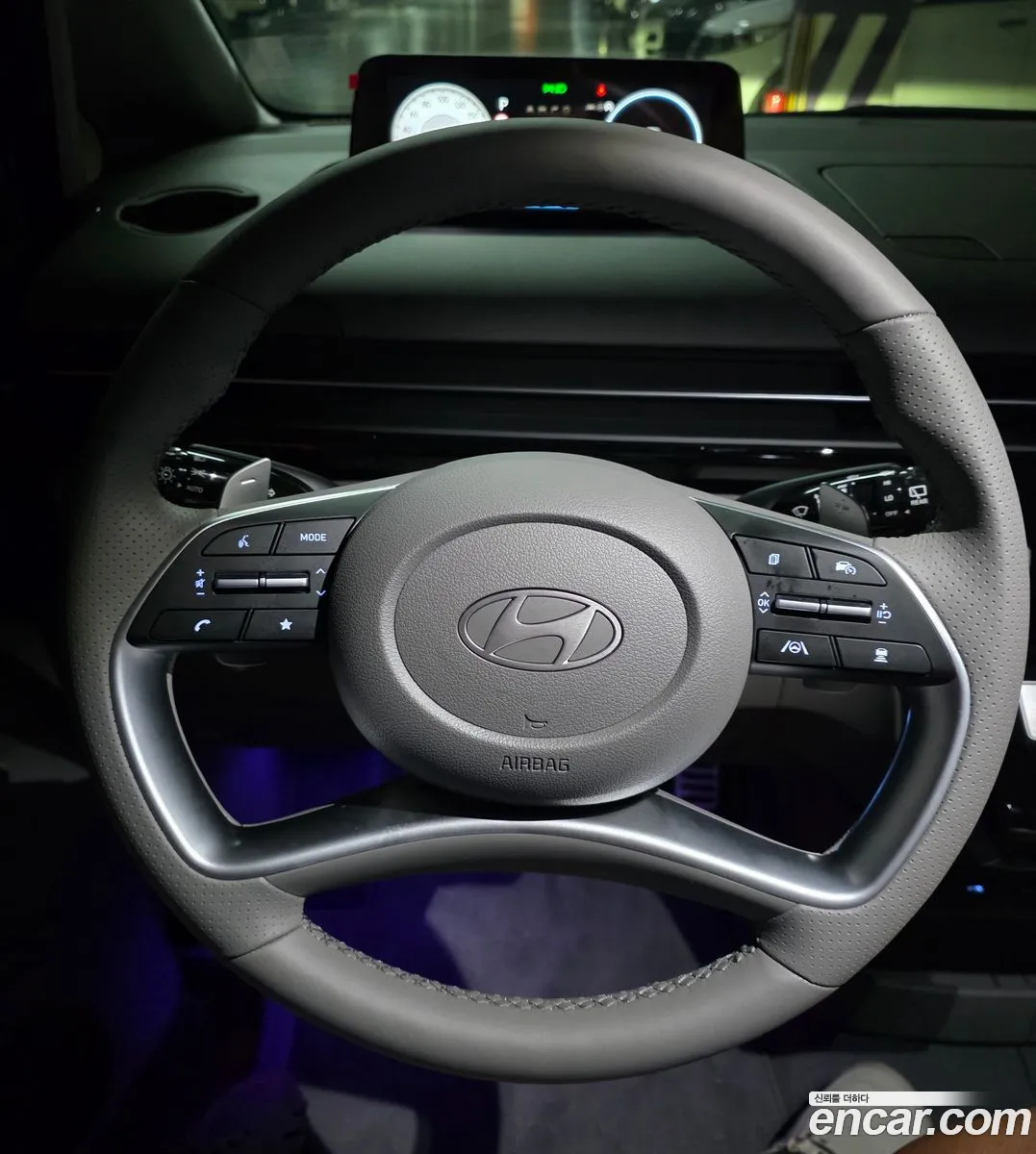 Hyundai Staria 2025 — 12