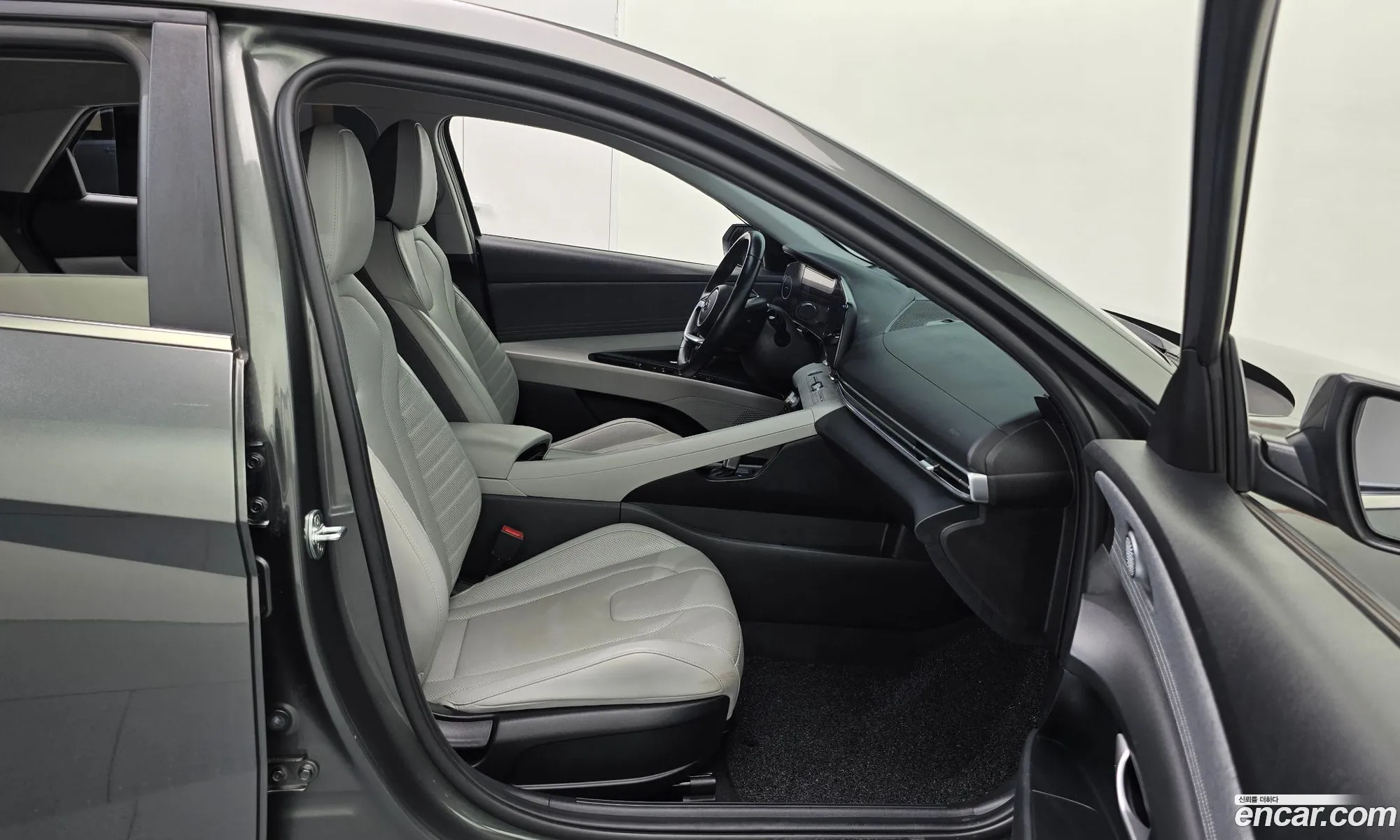 Hyundai Elantra 2021 — 8