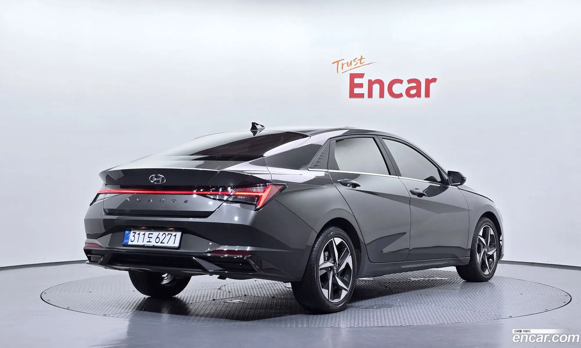 Hyundai Elantra 2021 — 25