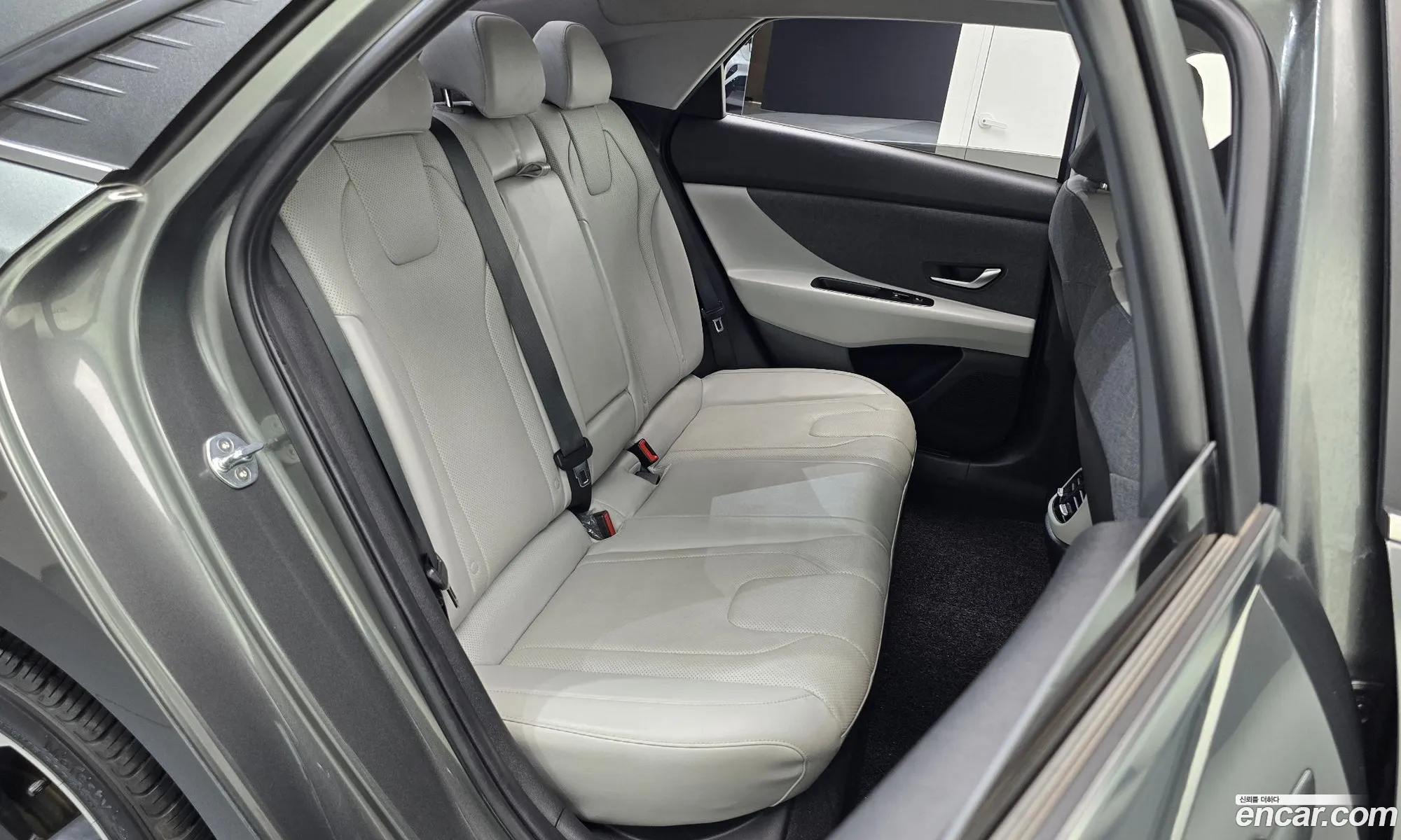 Hyundai Elantra 2021 — 19
