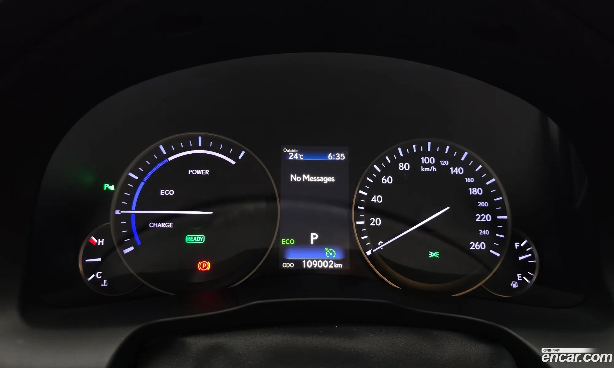 Lexus ES300h 2017 — 22