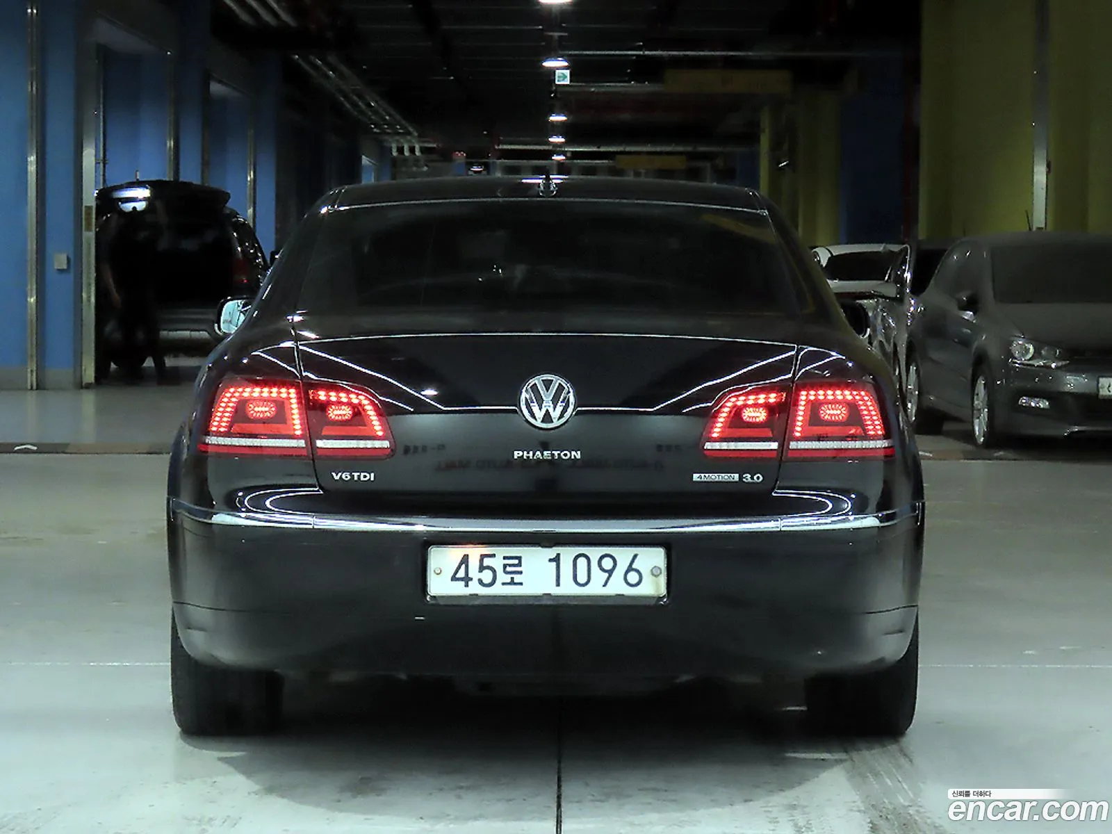 Volkswagen Phaeton 2013 — 15