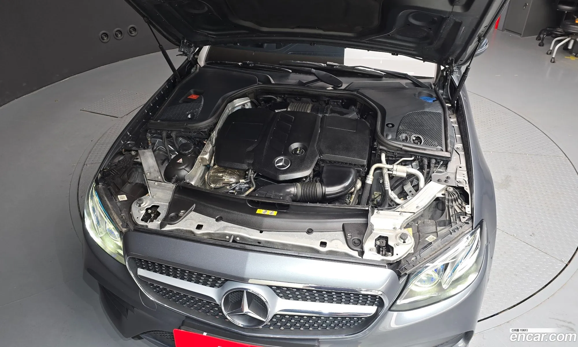 Mercedes-Benz E-Class W213 2017 — 16