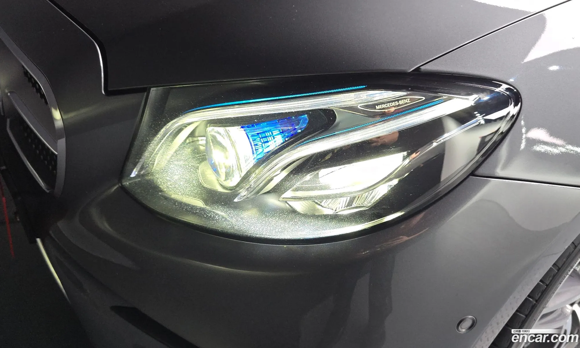 Mercedes-Benz E-Class W213 2017 — 15