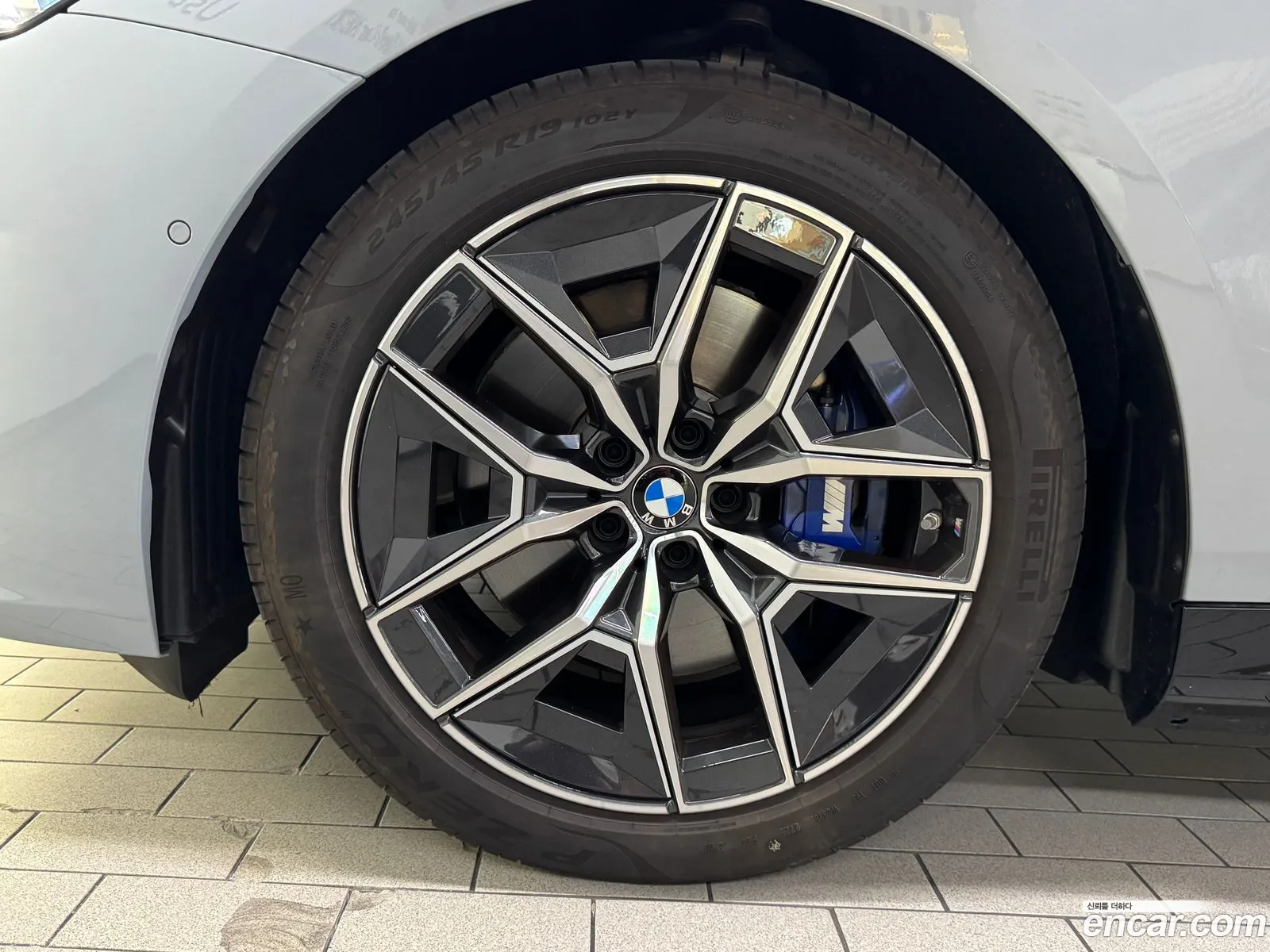 BMW i5 2026 — 4