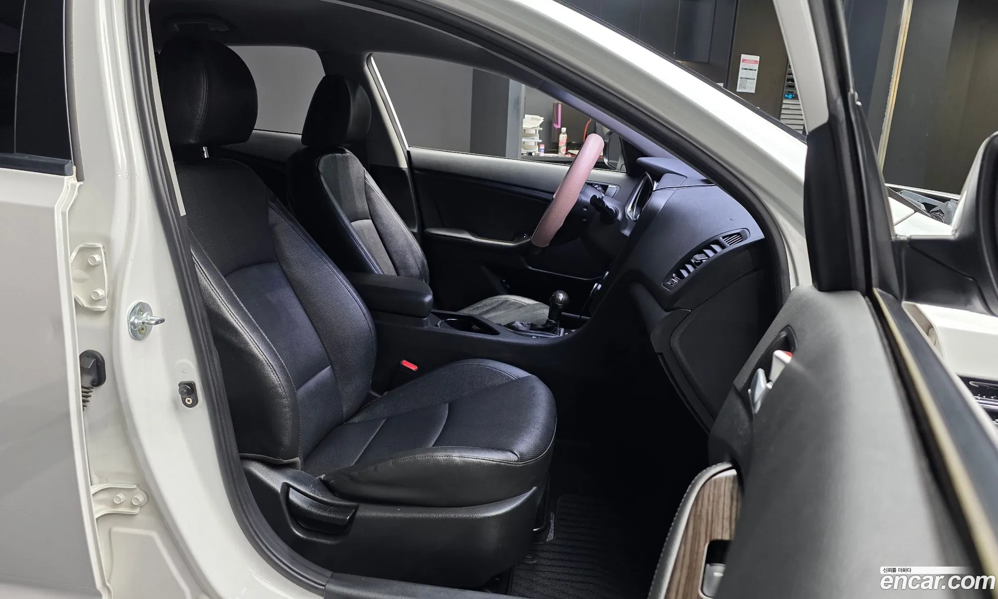 Kia K5 2015 KNAGM419BFA593491 — 26