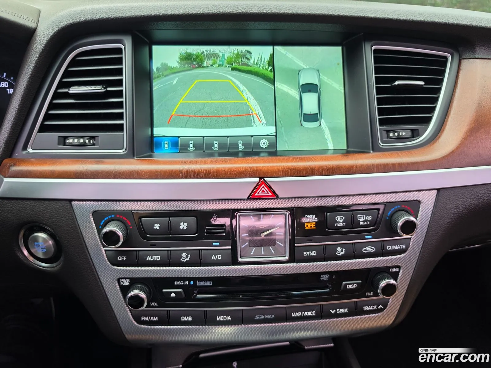 Genesis G80 2017 — 11