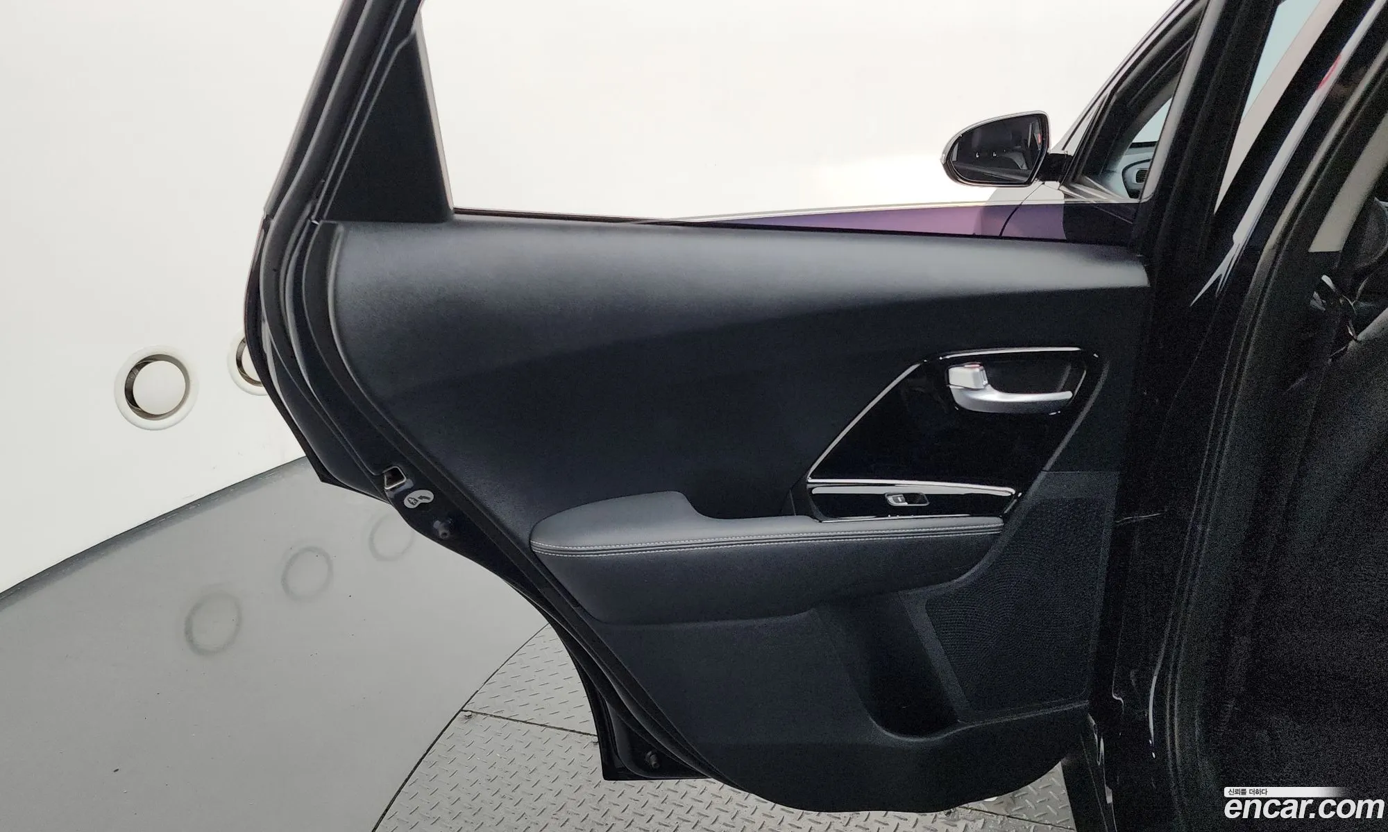 Kia Niro 2017 KNACB81CGHA062047 — 11