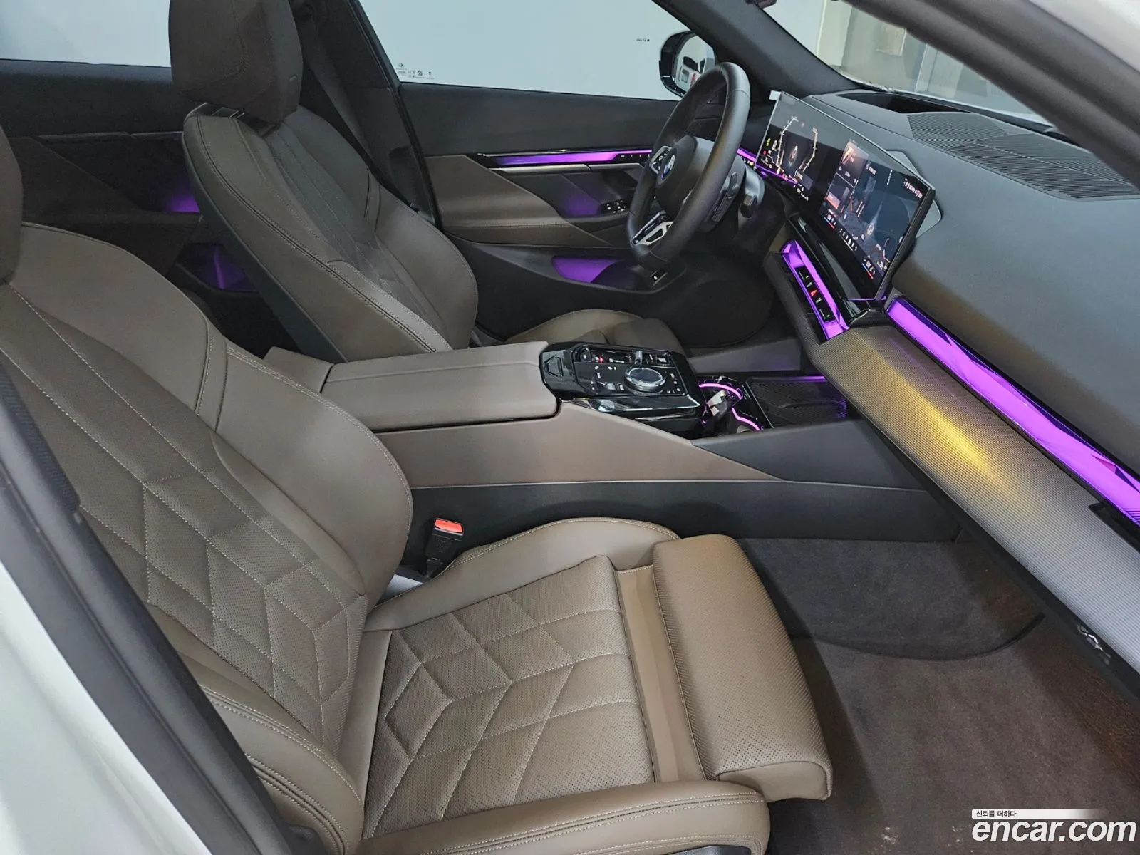 BMW 5 Series 2025 — 7