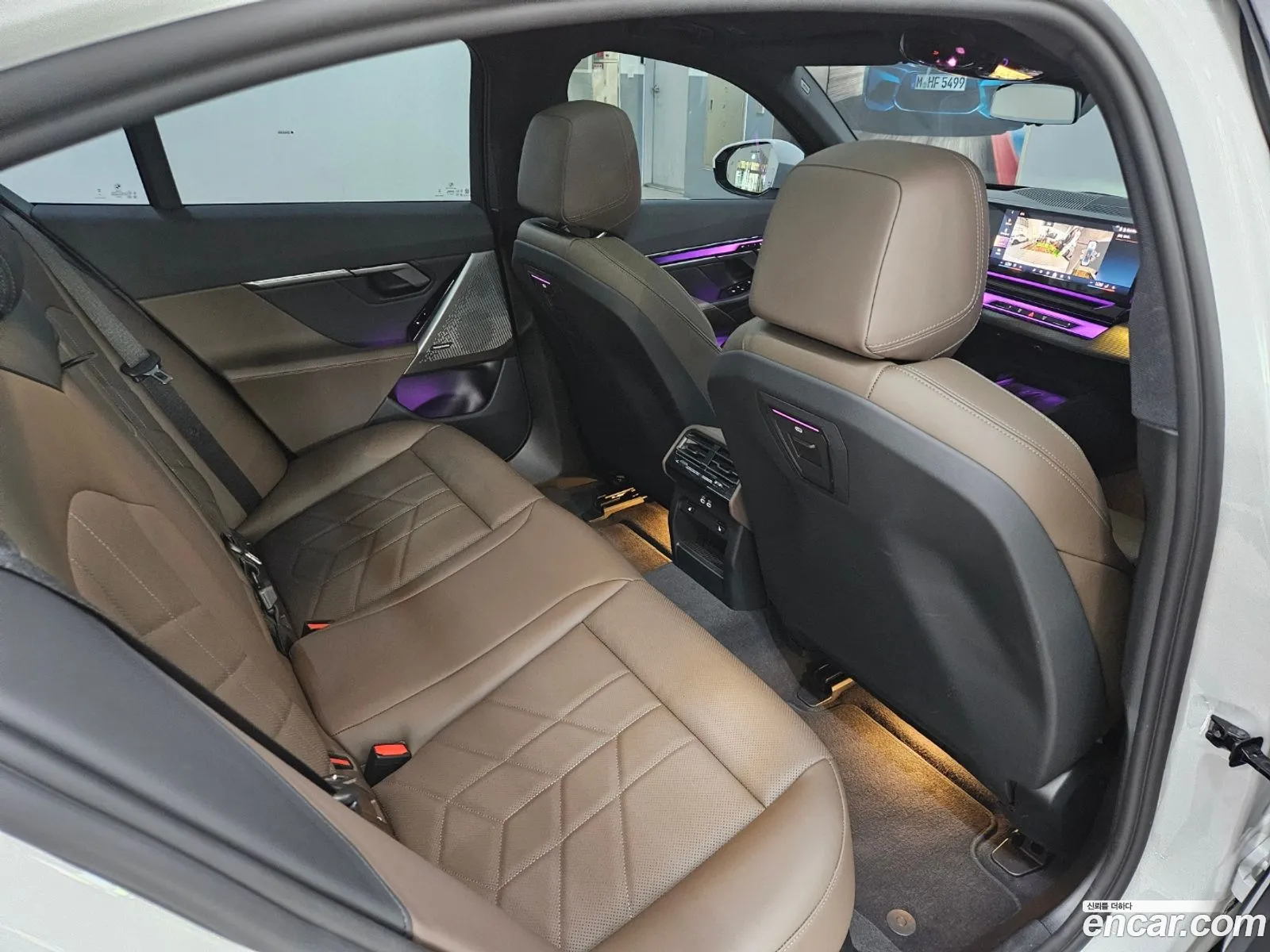 BMW 5 Series 2025 — 8