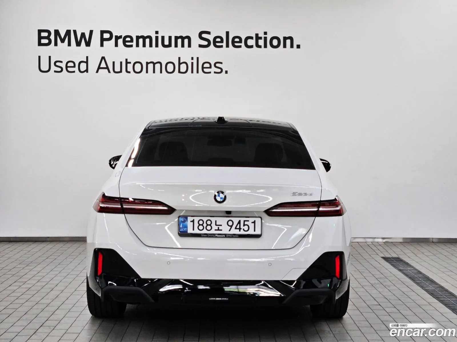 BMW 5 Series 2025 — 16