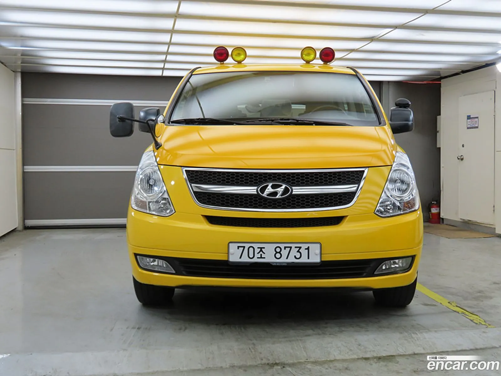 Hyundai Grand Starex 2013 — 16