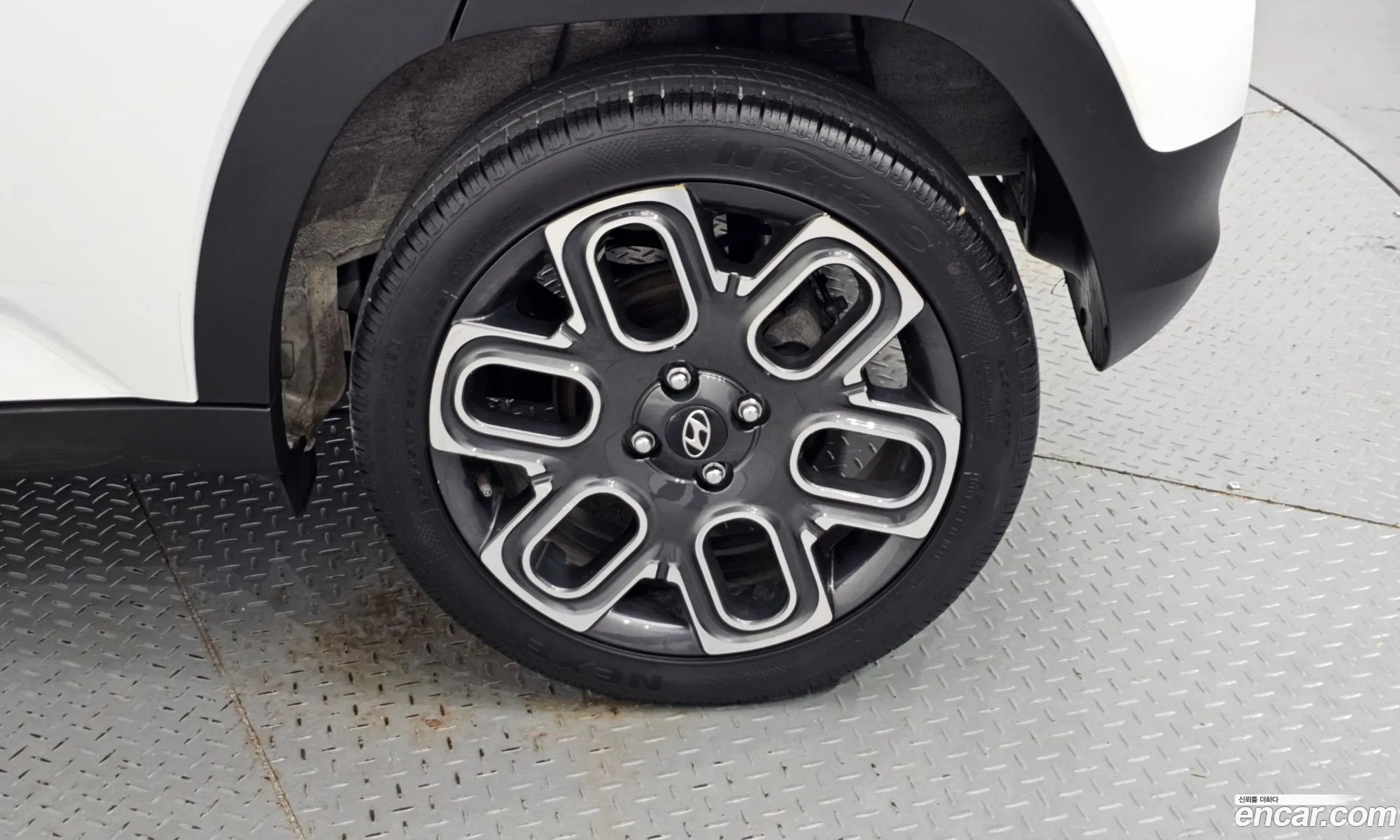 Hyundai Casper 2022 KMHB5518BPW038925 — 13