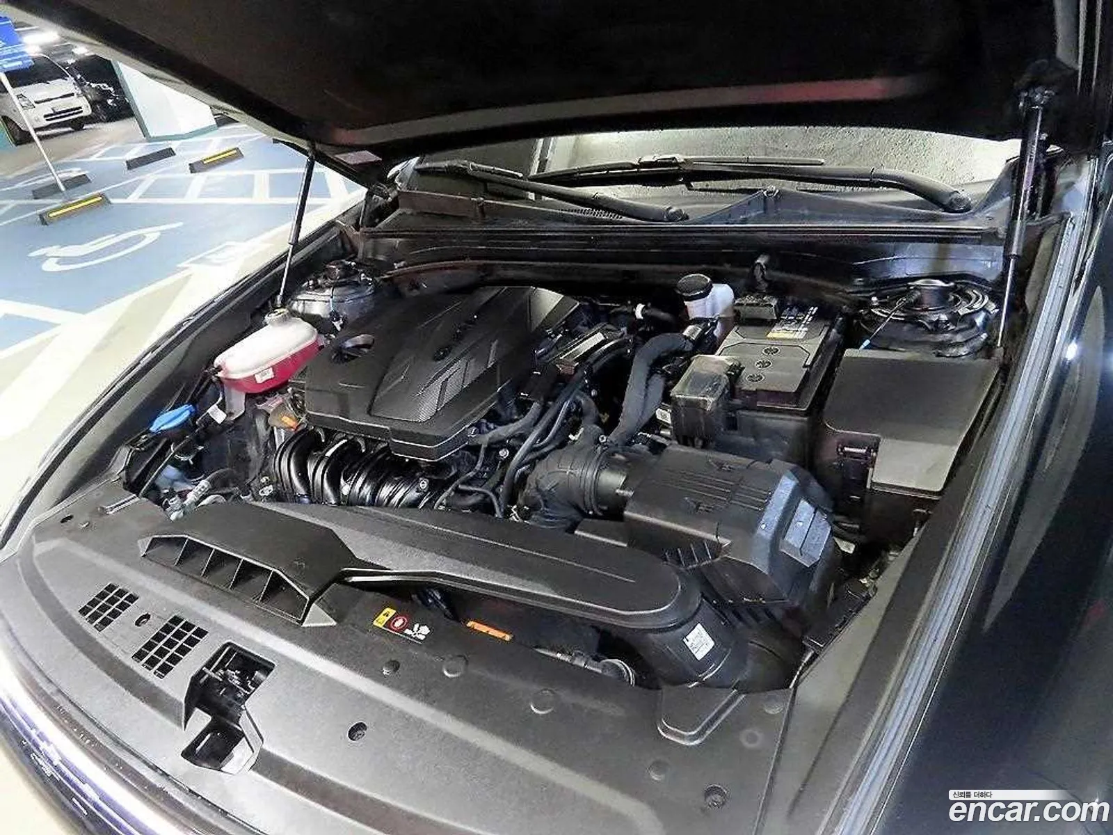 Hyundai Grandeur 2023 — 15