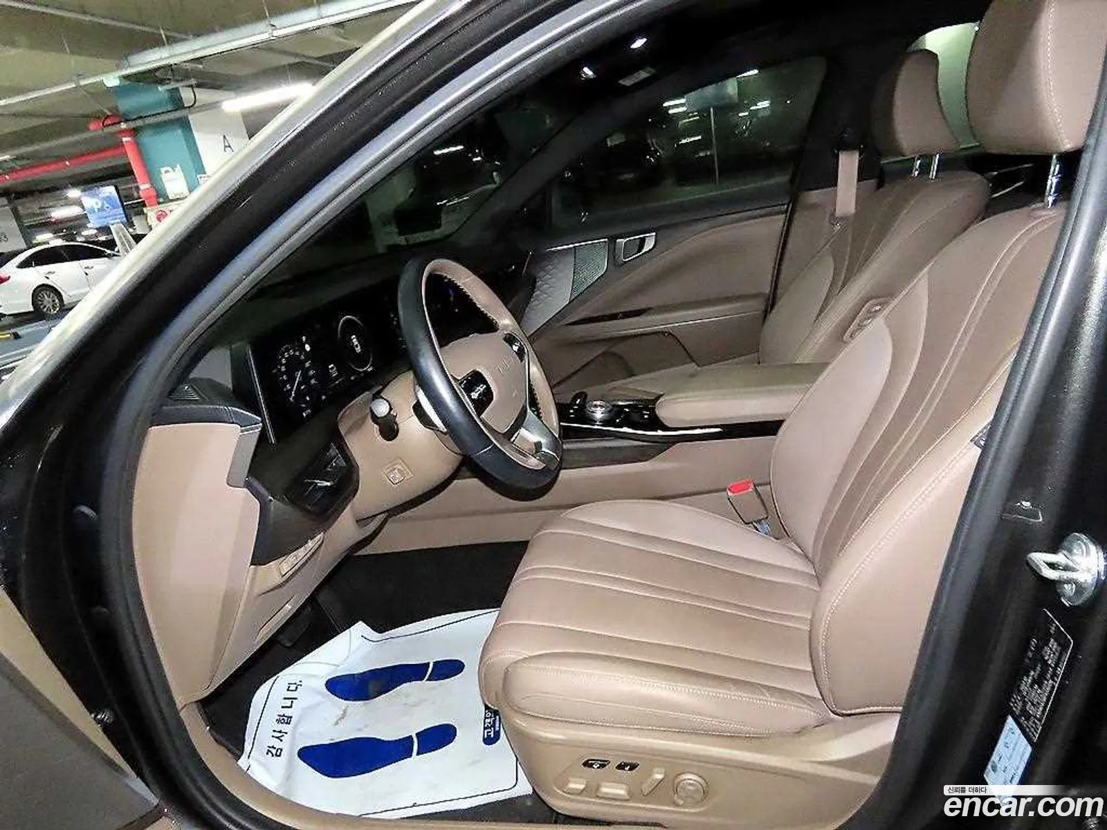 Kia K8 Hybrid 2022 — 19