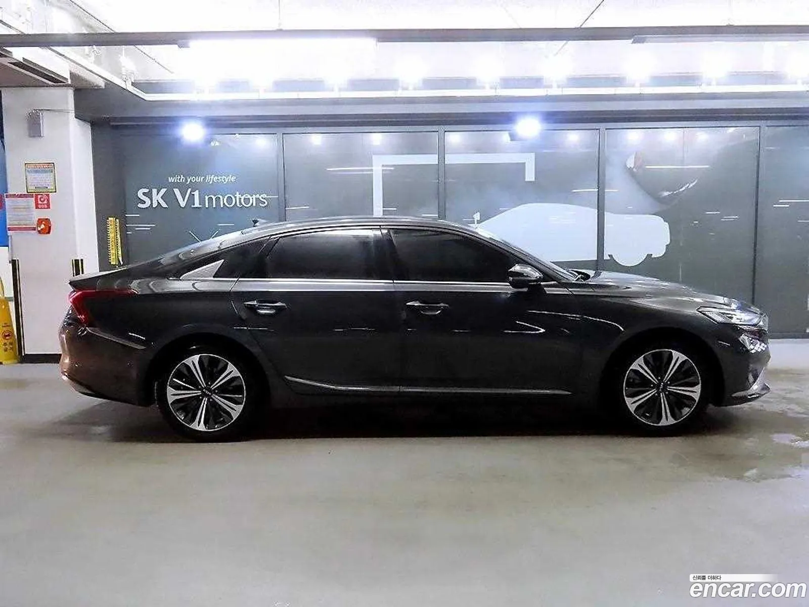 Kia K8 Hybrid 2022 — 13