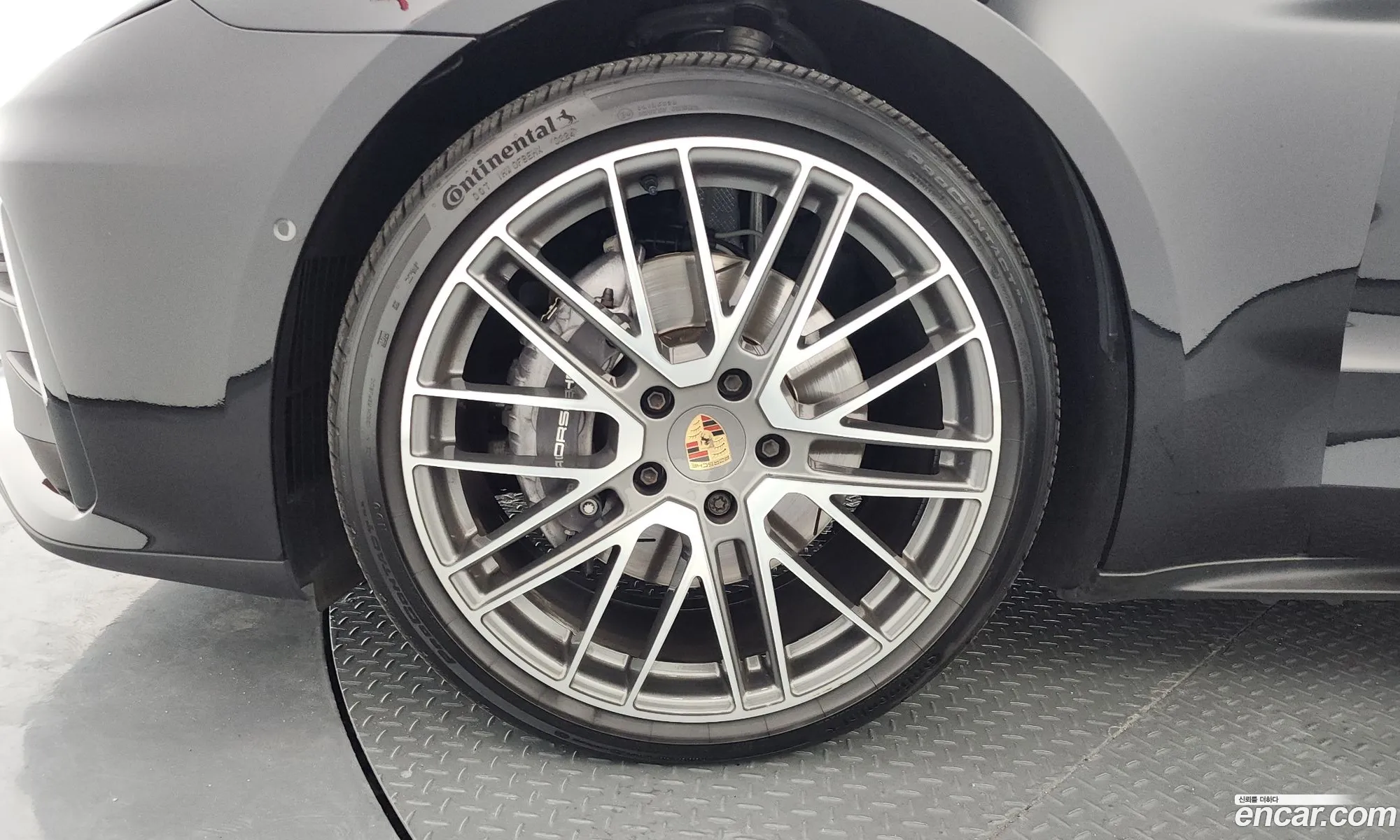 Porsche Panamera 2024 WP0AA2YA2RL008834 — 24