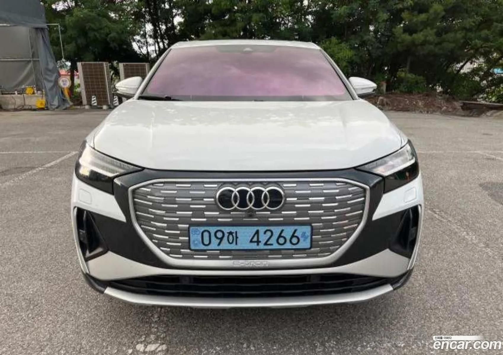 Audi Q4 e-tron 2022 — 3