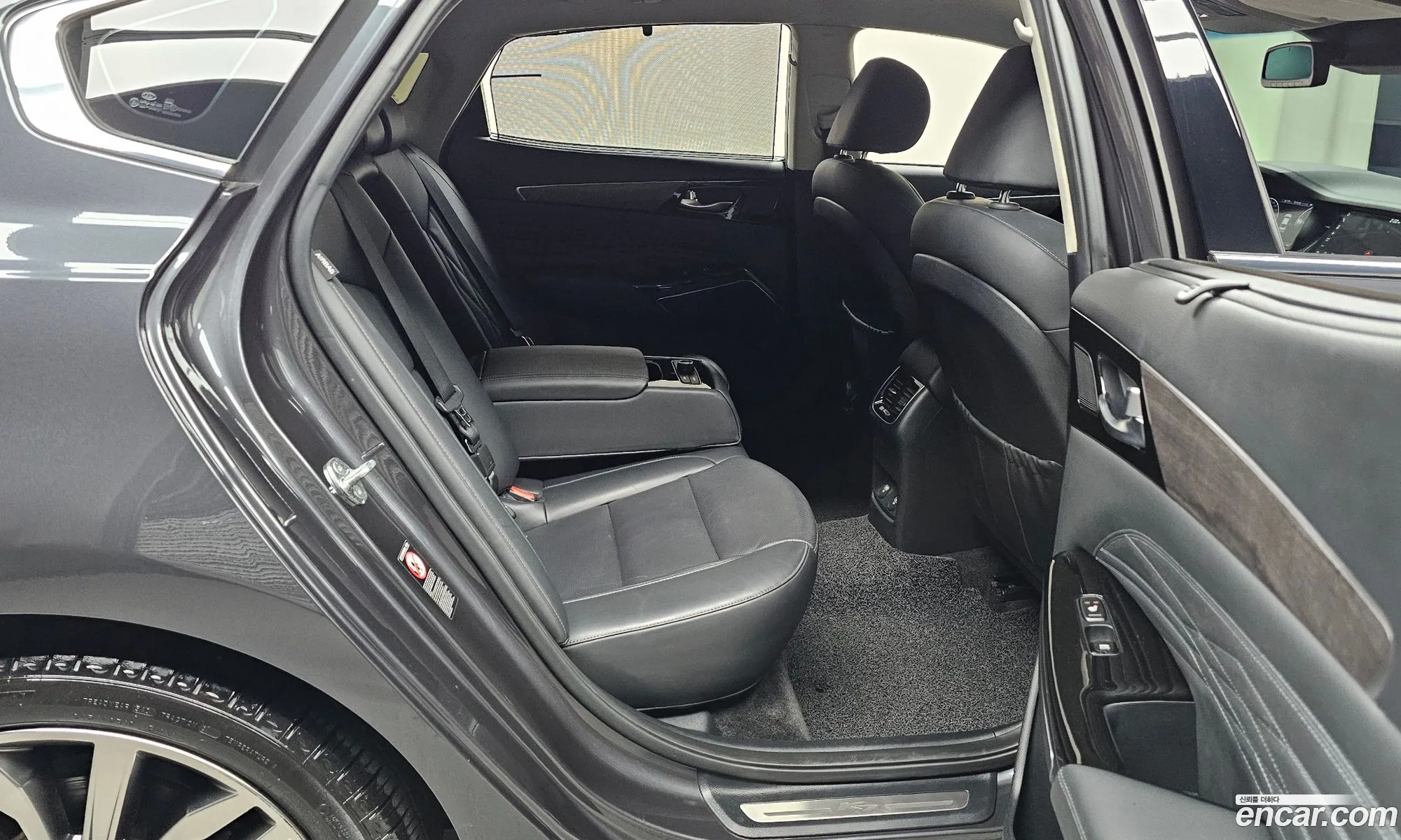 Kia K7 Premier 2019 — 30
