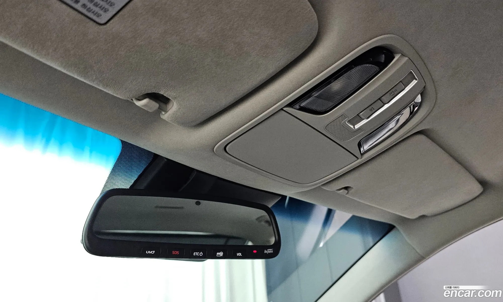 Kia K7 Premier 2019 — 9