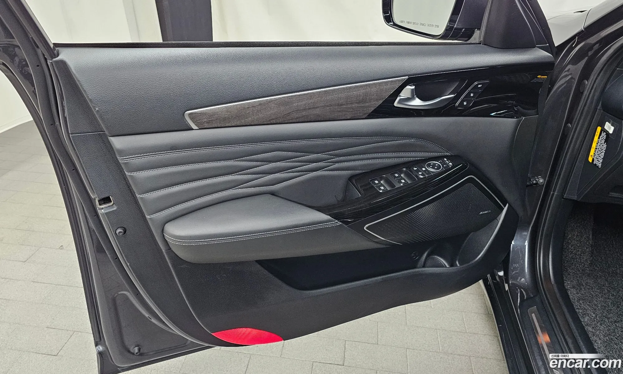 Kia K7 Premier 2019 — 16