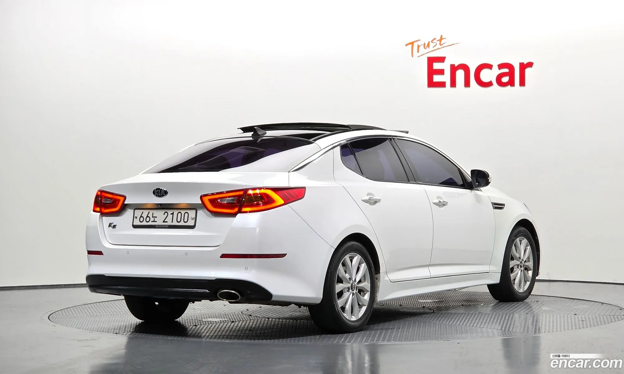 Kia K5 2013 KNAGM418BEA435671 — 30