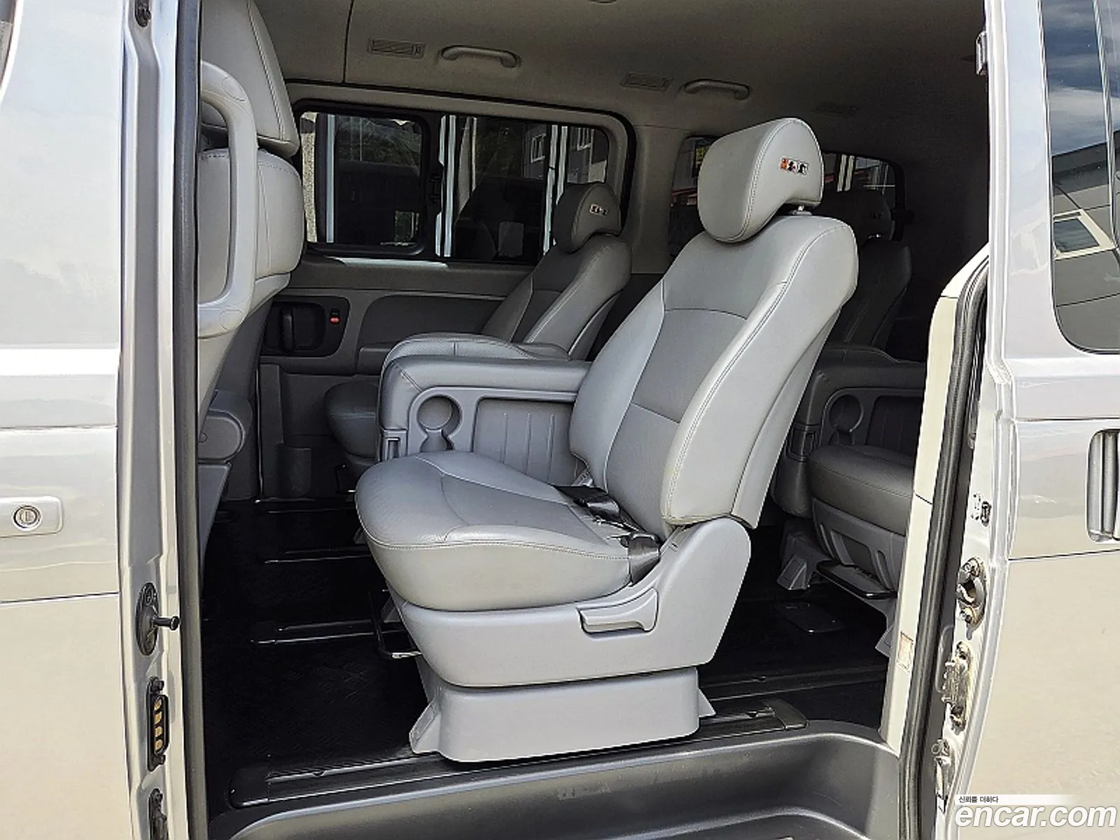 Hyundai Grand Starex 2018 — 7