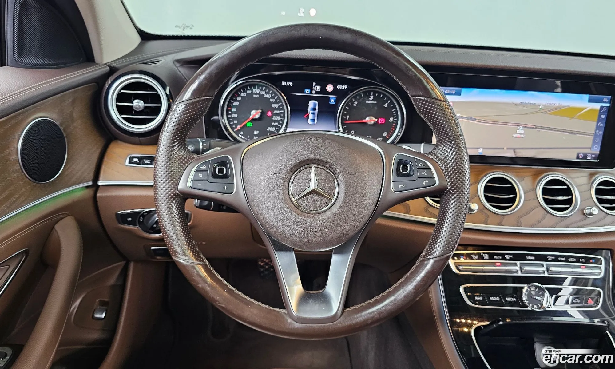 Mercedes-Benz E-Class W213 2018 — 9