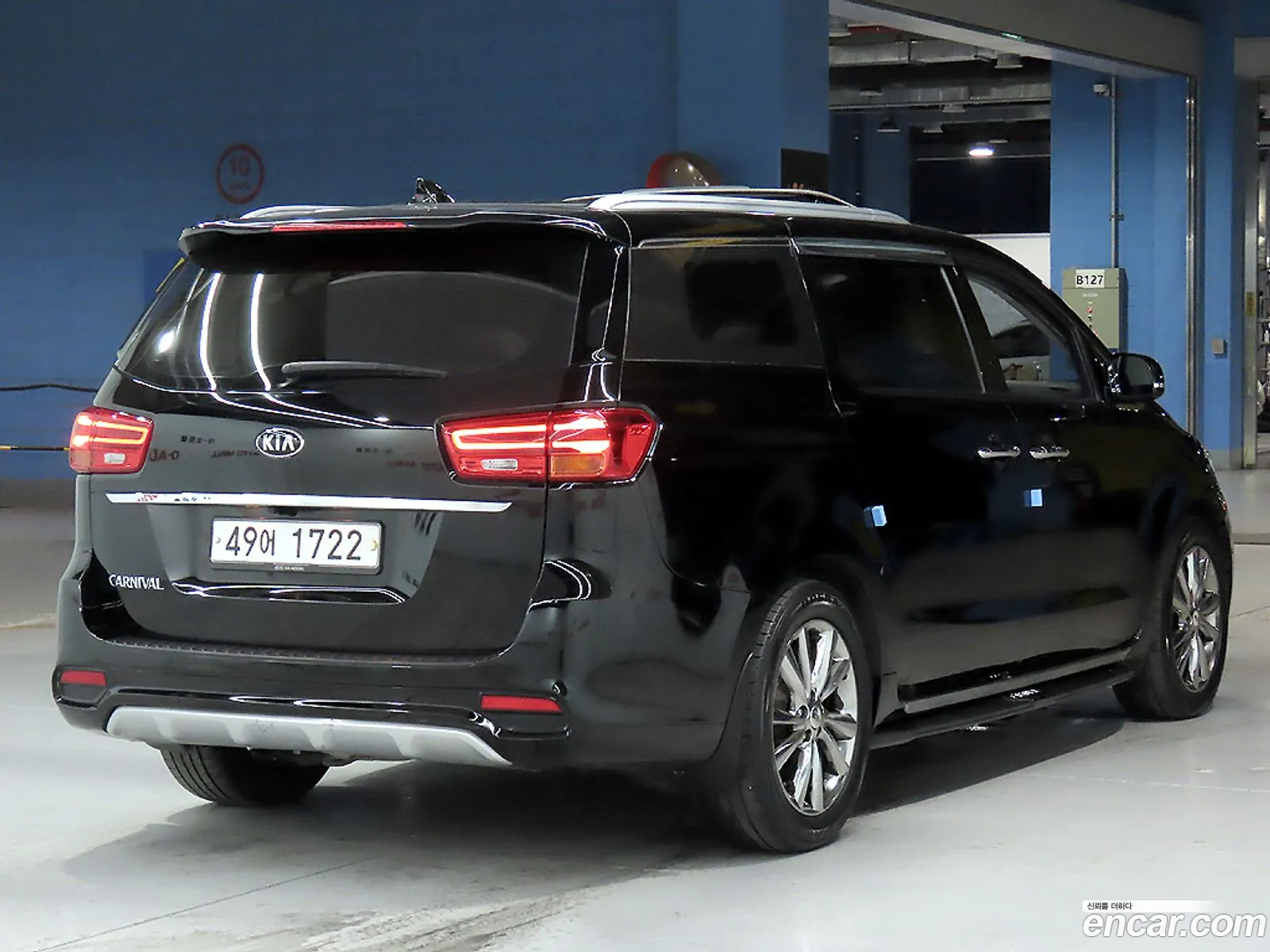 Kia Carnival 2019 — 9