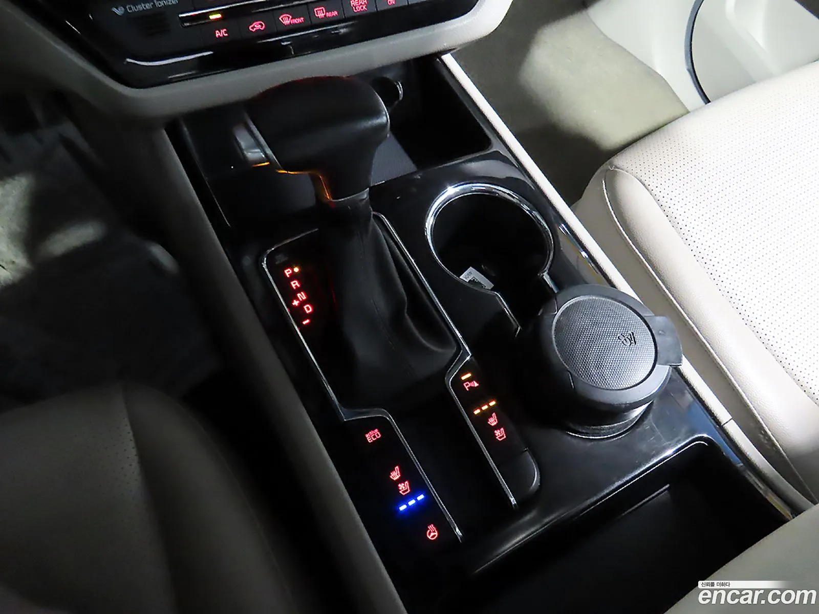 Kia Carnival 2019 — 12