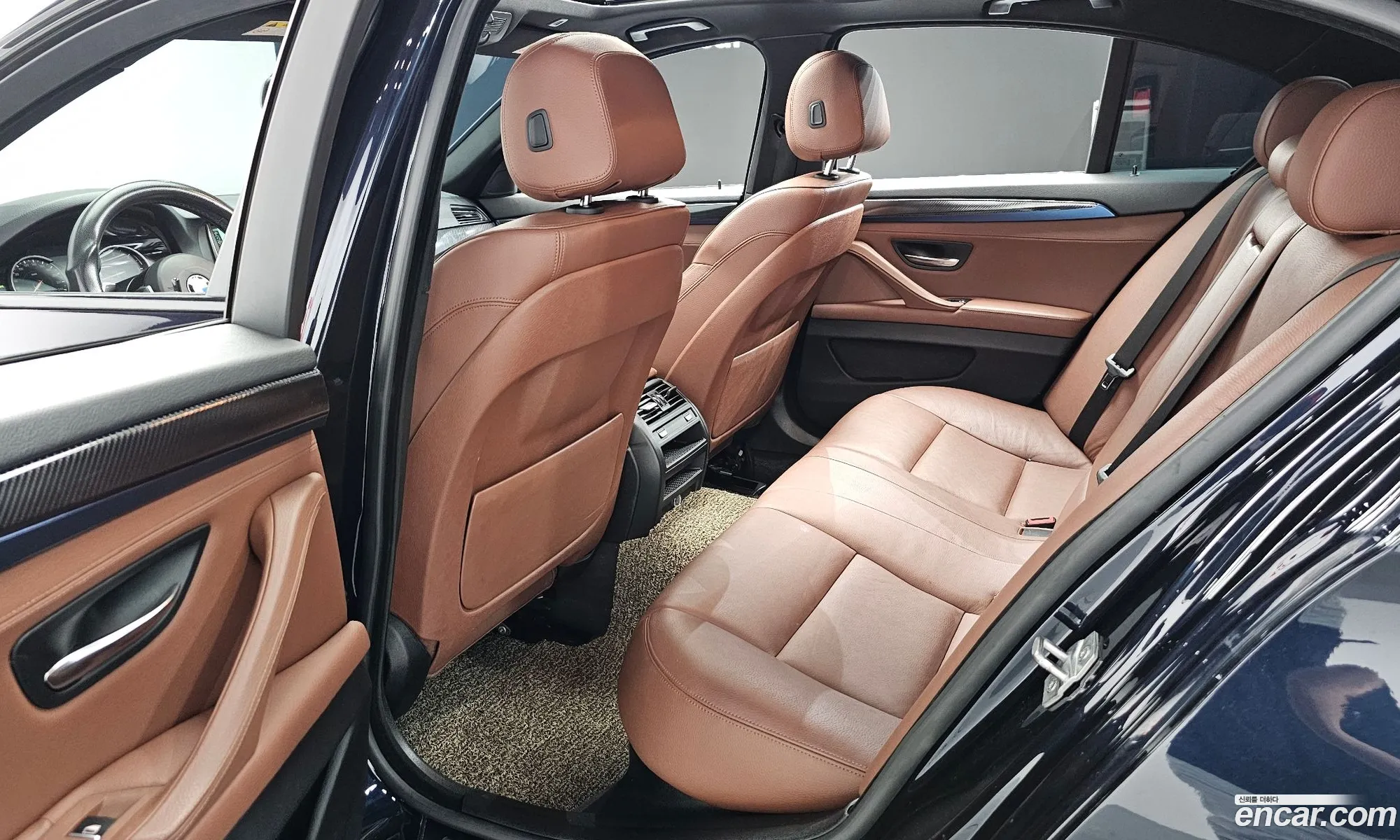 BMW 5 Series 2014 WBA5D3102ED575708 — 4