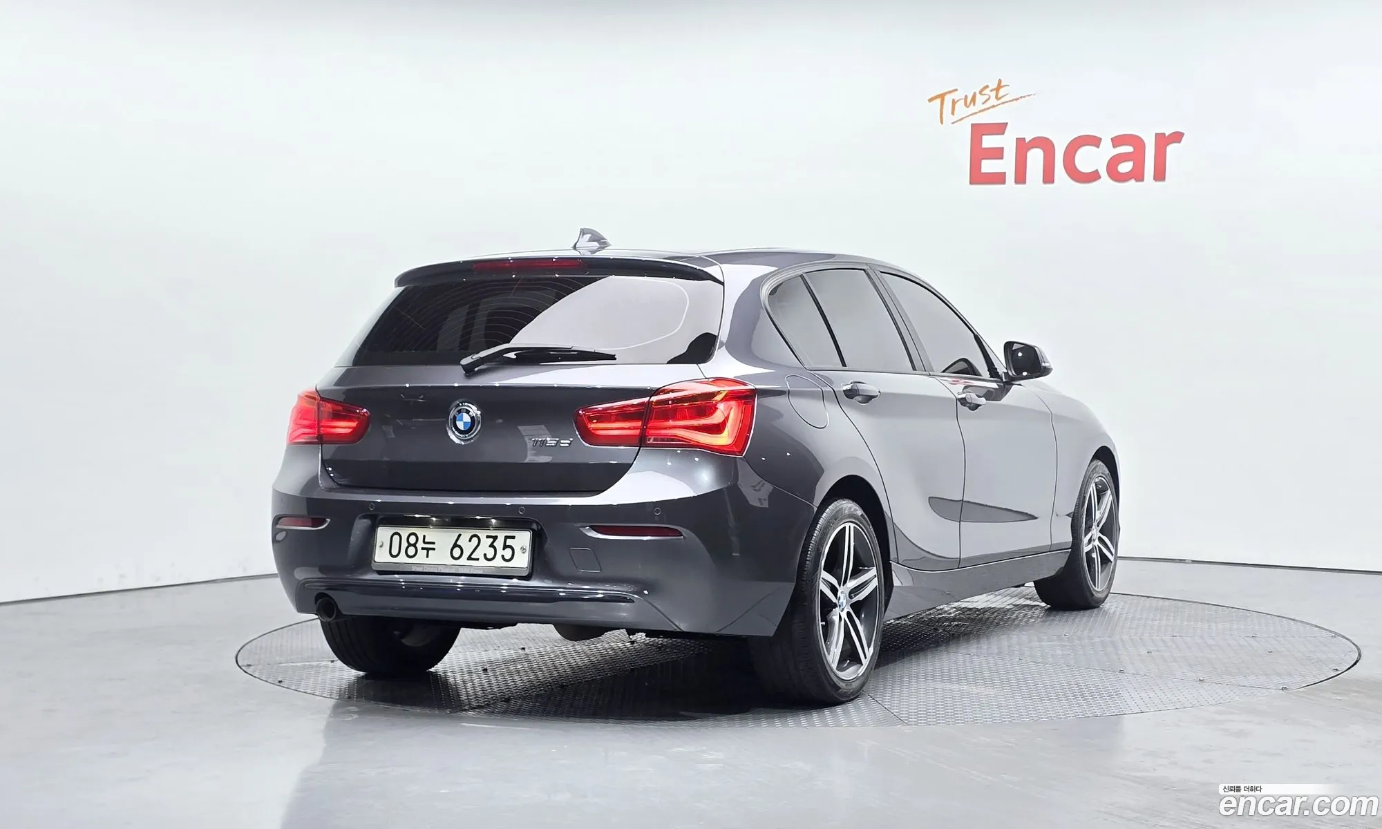 BMW 1 Series 2017 WBA1S5108HV805296 — 32